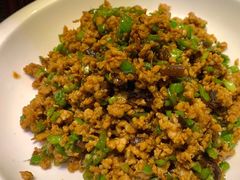 -香巴拉云南餐厅(华莱坞店)