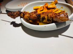 -鸣记脆皮烤鱼·海鲜烤鱼(三八广场店)