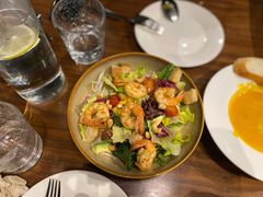 柠檬汁拌扒鲜虾牛油果沙拉-G+KITCHEN(龙湖狮山天街店)