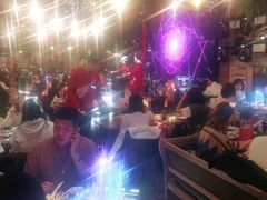 大堂-胡桃里乐队酒馆