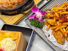-小菜园新徽菜(宜兴八佰伴店)