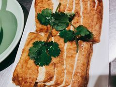 -潮界(LU·ONE凯德晶萃广场店)