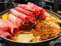 部队锅-MI WU FACTORY米屋美食工厂餐厅(绿地店)