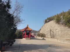 -蟒山国家森林公园天池停车场