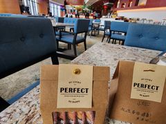 -华强广场酒店-椰香高空自助餐厅