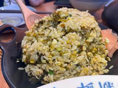 酸菜肉沫蛋炒饭-花盐街·四川乐山小吃(西单大悦城店)