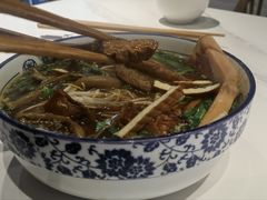 -镇南锅盖面馆(解放路店)