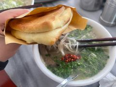油酥饼-郝刚刚羊杂割(柳巷店)
