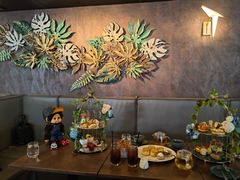-Oasis Bar & Grill