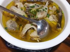 干蒸老母鸡-呼吸森林·生态农庄农家乐私房菜