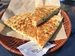 特色葱花饼-都江堰石锅鱼