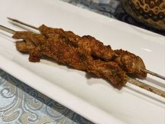 买买提烤肉(羊肉串)-巴扎美食·新疆菜·西域歌舞表演餐厅(新疆大厦店)