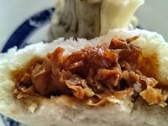 本帮豆腐皮包子-春风松月楼(七宝万科店)