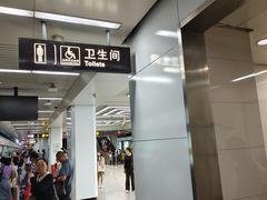 -昆明火车站(地铁站)