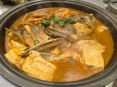 -新天明砂锅鱼头煲