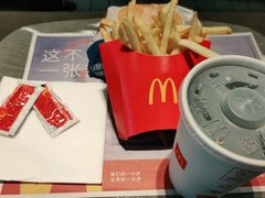 -麦当劳(姜山镇海港城店)