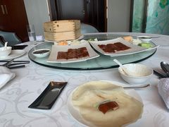 毛尖片皮鸭-唐阁海景中餐厅·纯手工早茶·粤菜(海口朗廷酒店)
