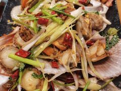 -老东镇啤酒屋海鲜加工·蒸汽海鲜·海鲜烧烤(台东店)