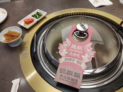 -锅飘飘·东北铁锅炖(雨花客厅店)