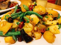 -郑件洋芋饭庄