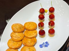 -江上荟·创意中国菜(绿地缤纷城店)