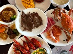 -荣誉国际酒店-云顶旋转餐厅