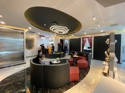 -TOP HAIR SALON