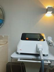 -咪咪专业脱毛连锁机构