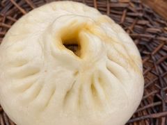 蟹黄汤包-怡园饭店-餐厅(四望亭店)