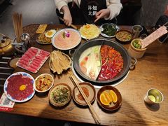-萍姐火锅·公路夜市(武汉首店)