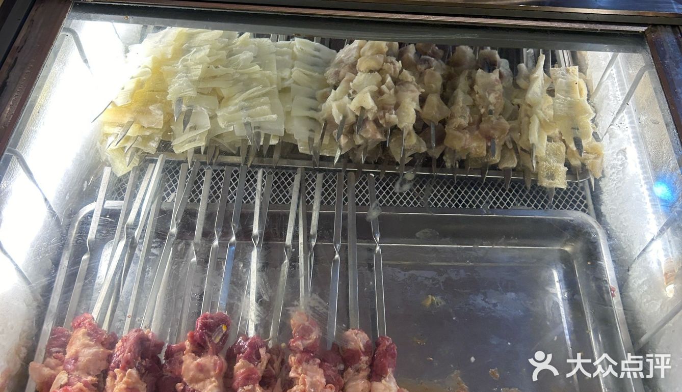 花木路新疆大盘鸡新鲜肉多