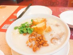荔湾艇仔粥-点都德(千灯湖环宇城店)