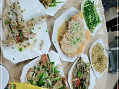 -双月饭店·20年老字号(新村店)