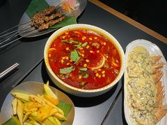 -Ameigo梅果·云贵川bistro(长宁来福士店)