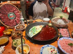 -周小明火锅(黑金冠社区店)