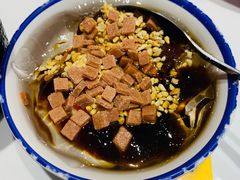 -红渡小香·牛肉麻辣香锅(车站南路店)