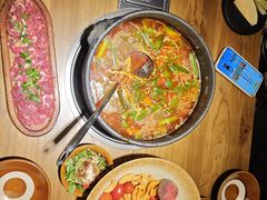 -贵厨酸汤牛肉(花果园国际中心店)