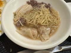-圣丰索菲特·2 On 988 Café 自助餐厅