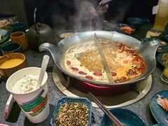 -湊湊火锅·茶憩(打浦桥日月光店)