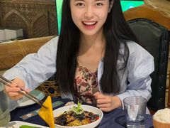 -伊带伊路新疆美食府(呼家楼店)