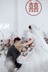 点击看大图 -曼青婚纱礼服馆