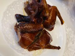 金牌乳鸽-麒茗餐厅·粤菜·宴会厅·海鲜(锦绣路店)
