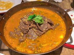 -香山湖家家宴(中山陵店)
