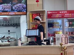 -闫家驴肉老店(华电一校店)