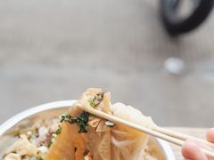 -炳记牛味粉店(四坊路店)