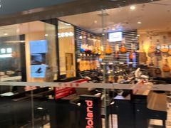 -柏斯音乐艺术中心·钢琴·吉他(世纪金源店)