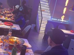 -徐记小怪兽肉蟹煲店(哈西万达金街店)