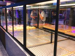 面包甜点陈列柜-LELECHA乐乐茶(上海五角场万达广场店)