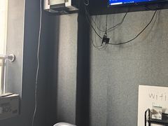 -VR 间客漫·PS电玩·虚拟现实包间游戏电竞(街道口店)