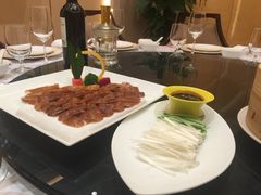 -武汉世茂希尔顿酒店·汇·全日餐厅